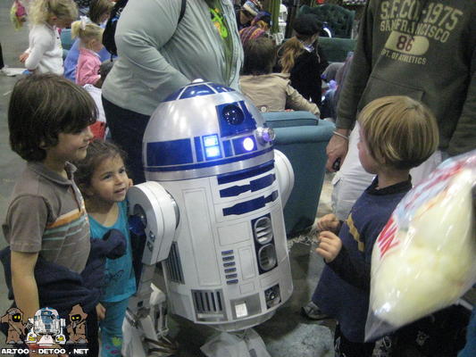 R2 at the Star Wars Craft workshop