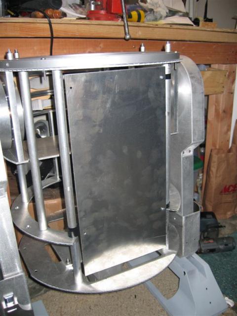 Electronic mounting plate